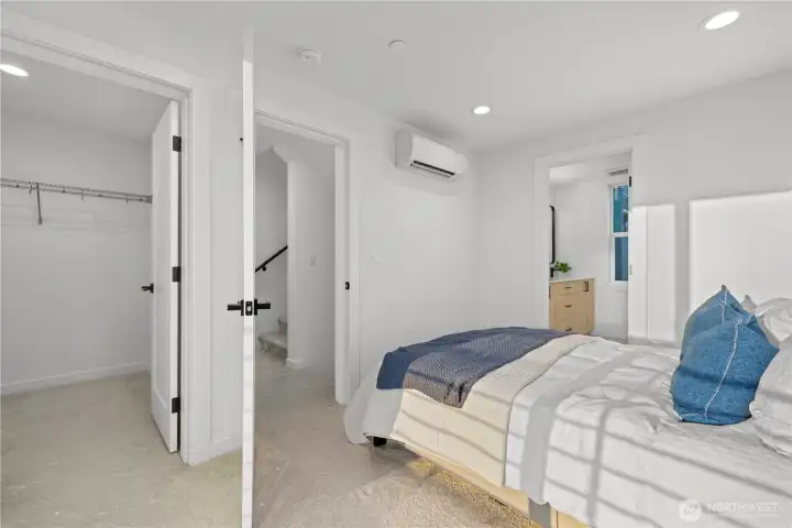 Photos are of a similar model Photos are of a similar model