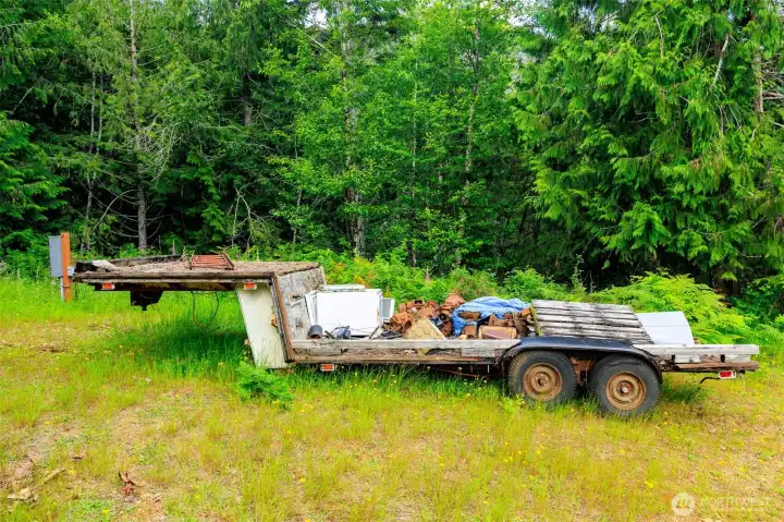 Two trailers come with the property. No value added and no known title.