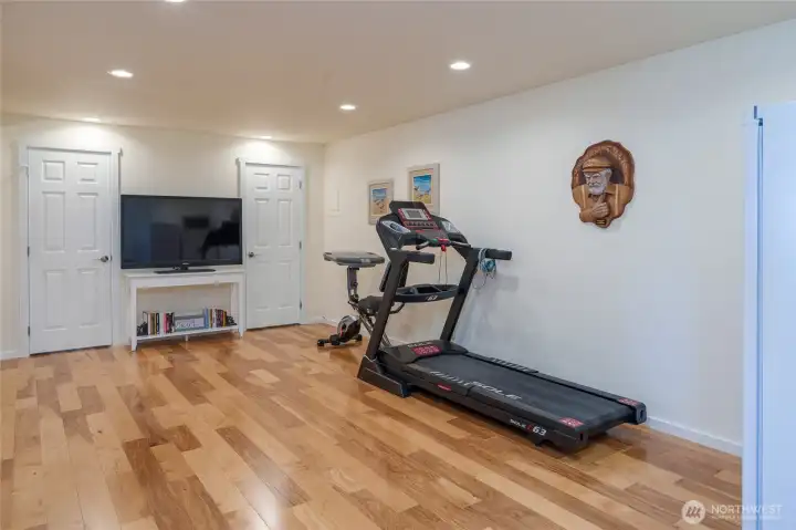 Bonus room.
