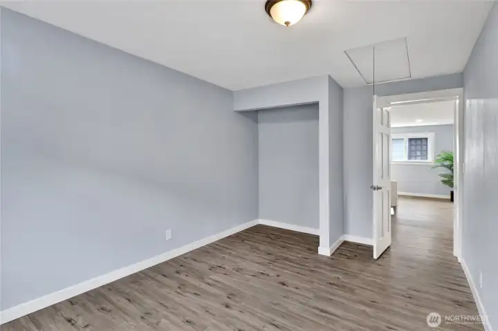 Secondary bedroom 2 Secondary bedroom 2
