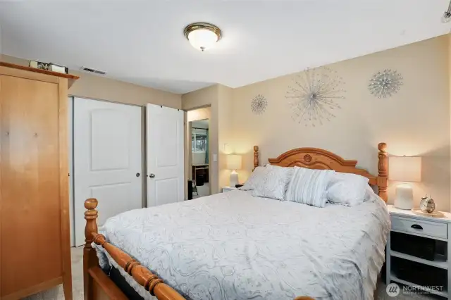 Primary bed room