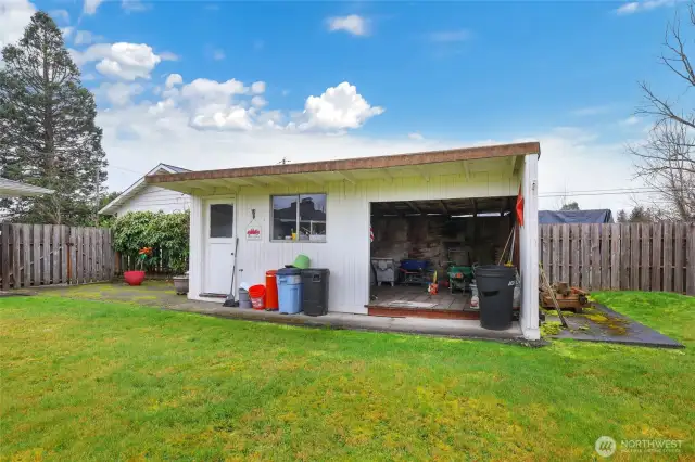Garden shed