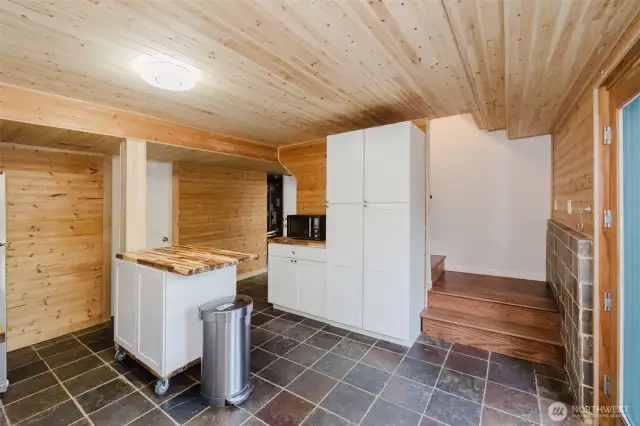Downstairs kitchen (does not have oven)