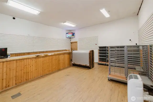 Inside Shed (How would you use)