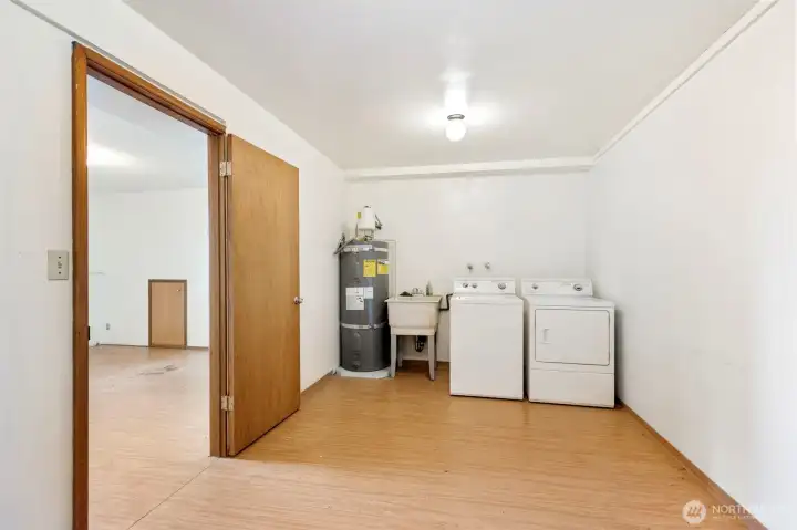 Laundry/storage basement area