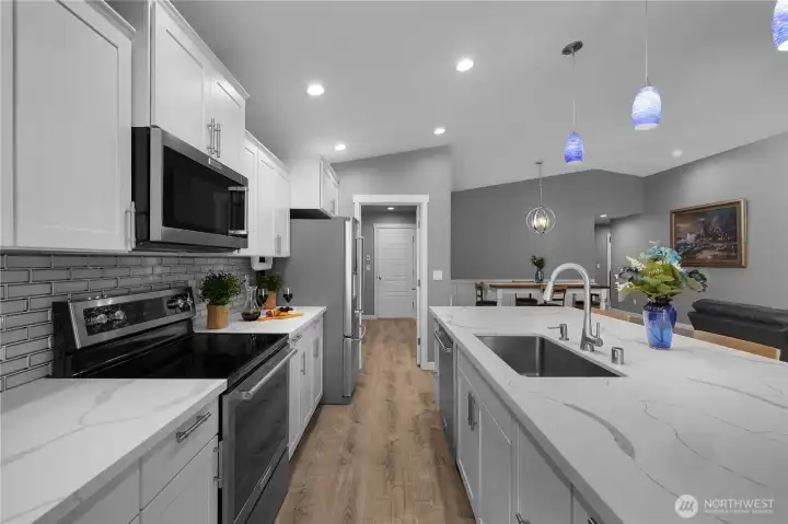 Kitchen with all the finishing touches.
