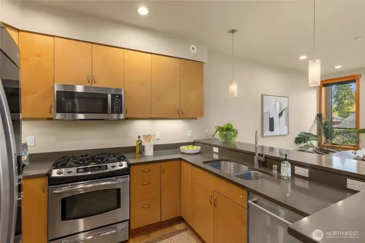 The natural light from the large glass doors.