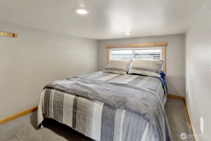 2nd upper floor sleeping loft.