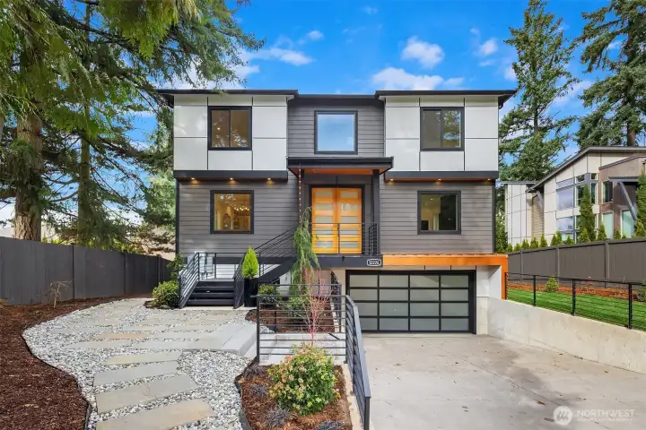 Gorgeous modern home located in central Rose Hill!