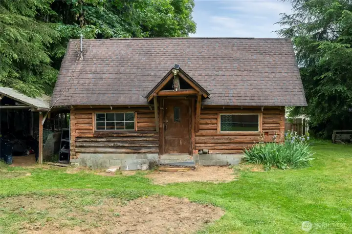 BONUS! Original log cabin to property.