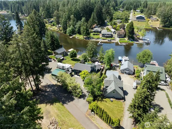 Neighborhood Spencer Lake 200 E N COVE Rd, Shelton, WA 98584 Neighborhood Spencer Lake 200 E N COVE Rd, Shelton, WA 98584