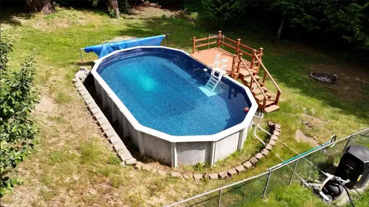 Large pool, heated as well.