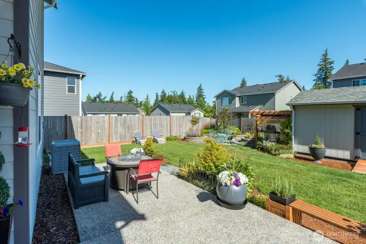 Room for your firepit, evening dinners and core memories!
