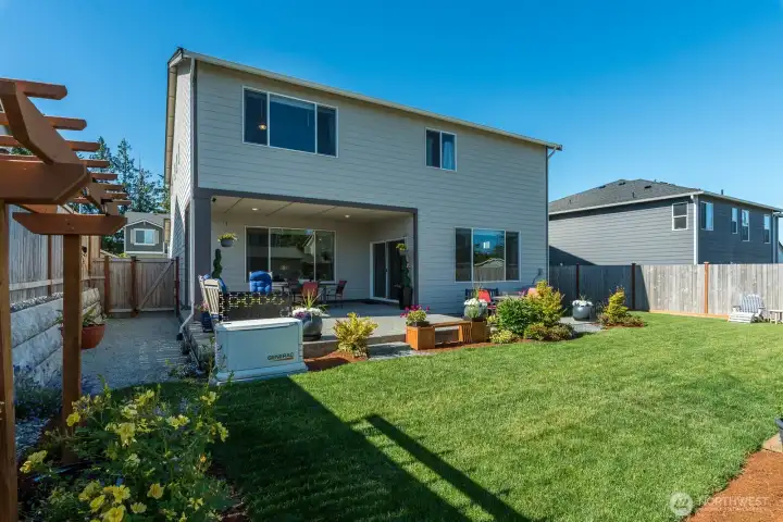 Room for the kids to play, enjoy time around a firepit and not have to do a single thing!