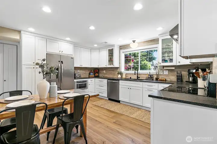 Eat in kitchen Eat in kitchen