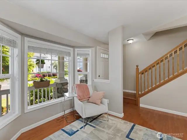 Living Room with vaulted ceilings