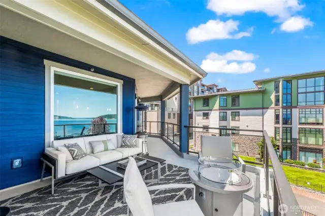Great deck- covered for use year-round. There is gas, water and elec on the deck for your convenience