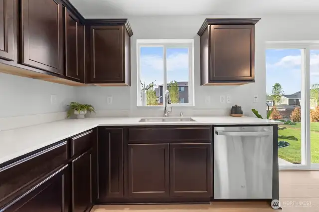 Photographs are for illustrative purposes only. Features, finishes, interior/exterior colors, landscaping and floorplan shown may vary from actual homes built.