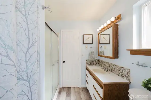 Second floor Bathroom