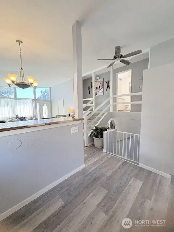 Dining Area- Main Floor
