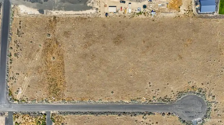 Scenic surroundings with privacy and space