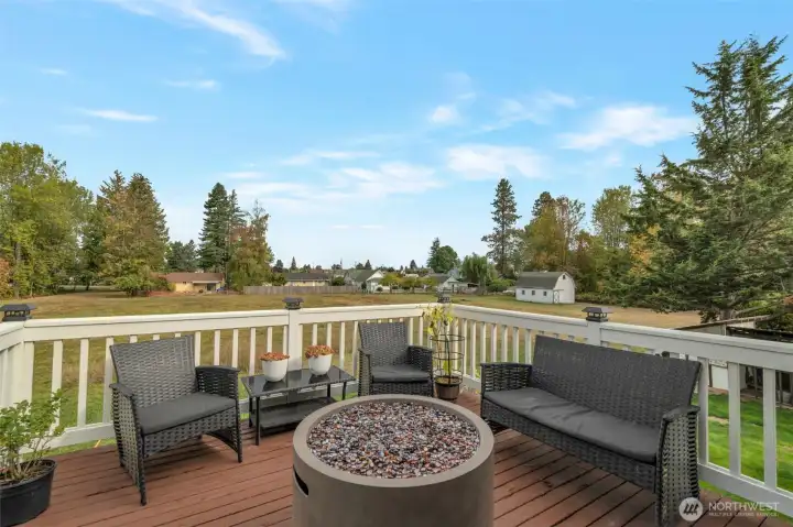 Private deck off dining area