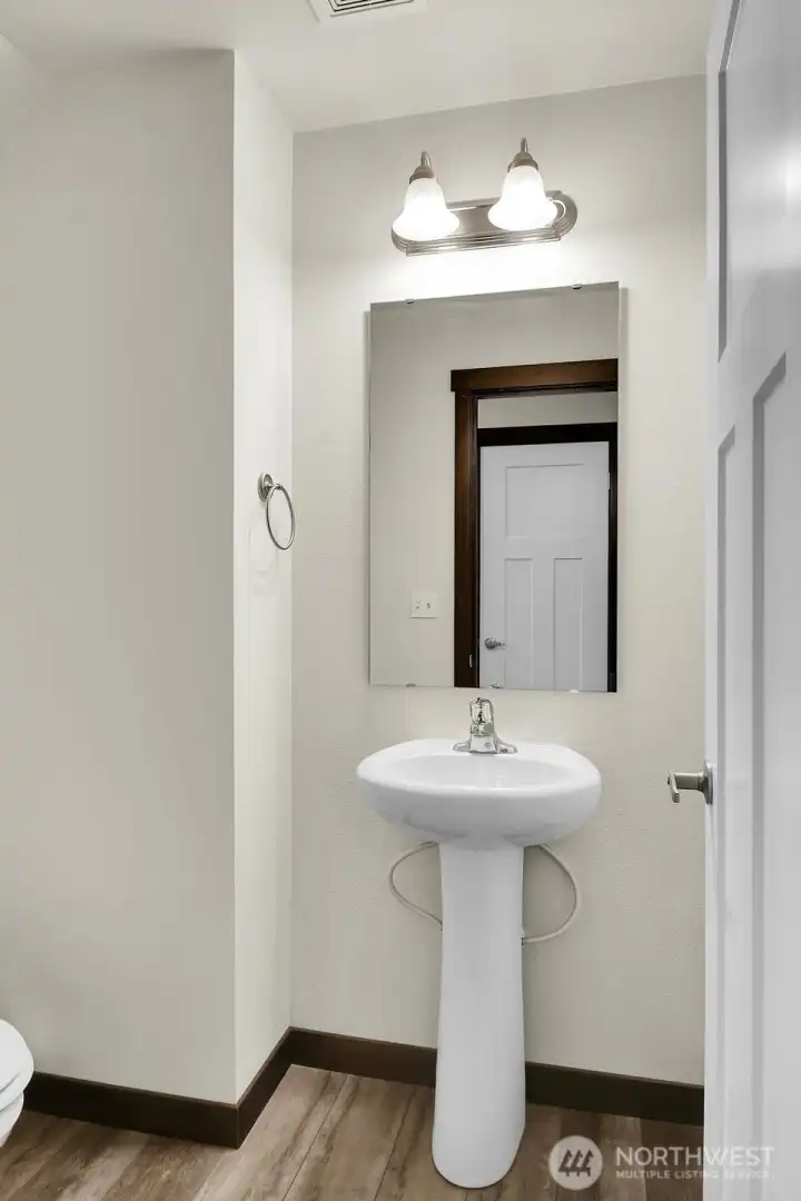 Mainfloor Powder Room