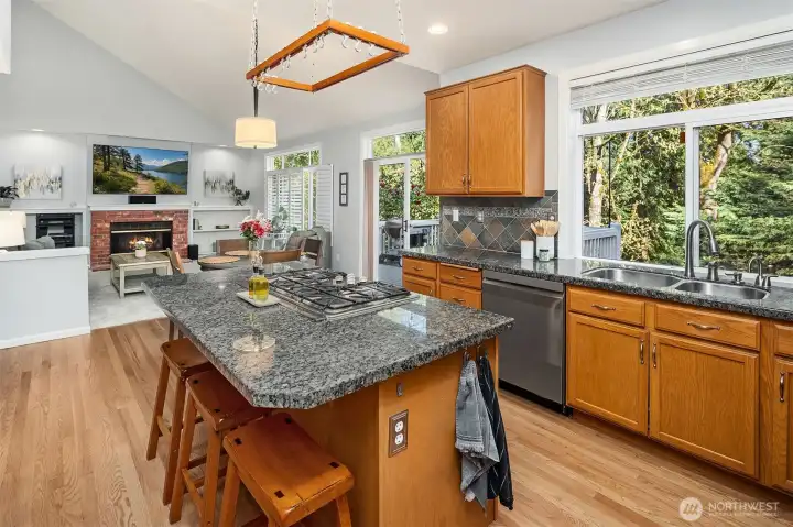 Large kitchen with center island breakfast bar
