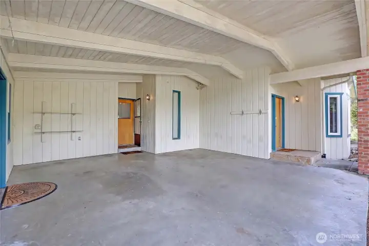 508sqft of Covered, Secure Parking PLUS Shop Area (to left of image)~