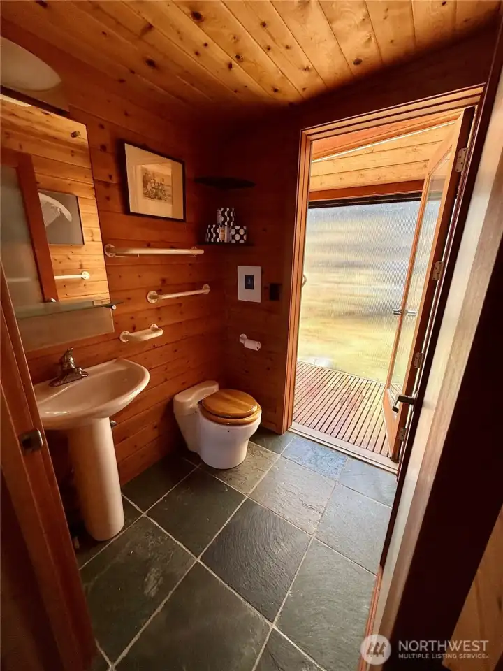 Bath with composting toilet. Bath with composting toilet.