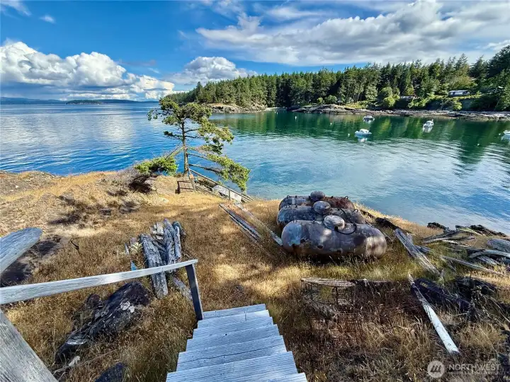 Propane tanks with stairs to winch, dinghy and access. Propane tanks with stairs to winch, dinghy and access.