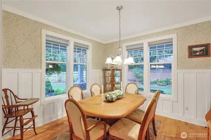 formal dining with board and batten.