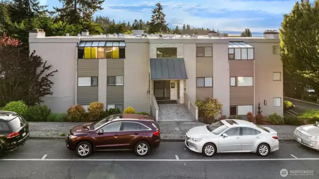 Seaview Condo's ~ Edmonds Bowl