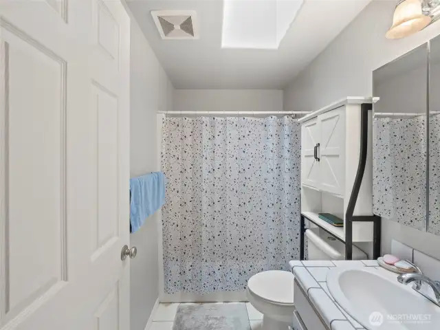 Upstairs full bath