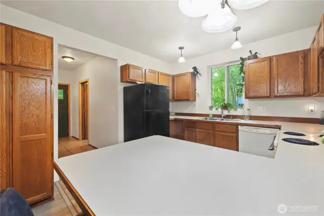 Wrap around counter in the kitchen