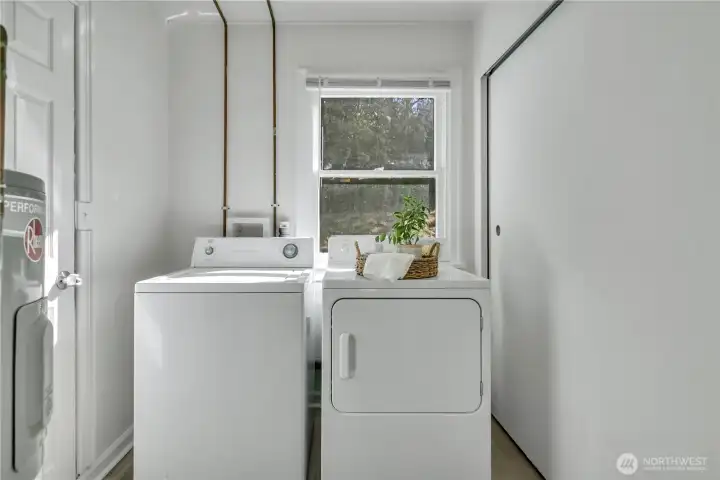 Cottage Laundry Room