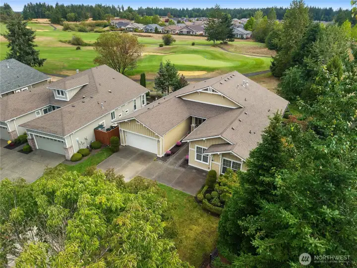 Very PRIVATE corner lot on the 7th Fairway in Jubilee 55+ community.