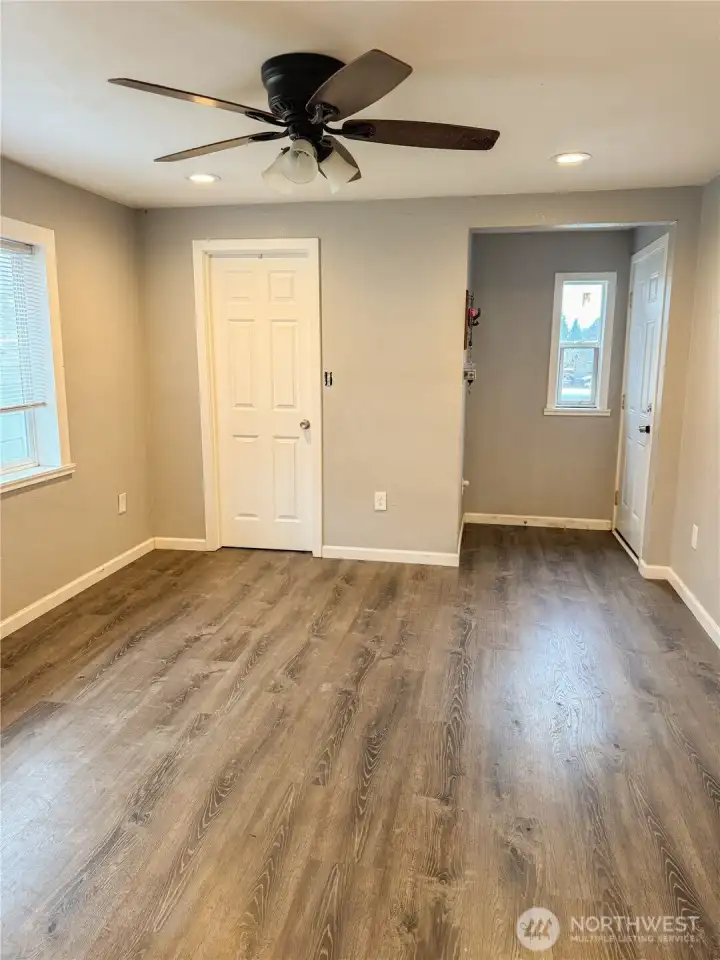 master bedroom w/ separate entry