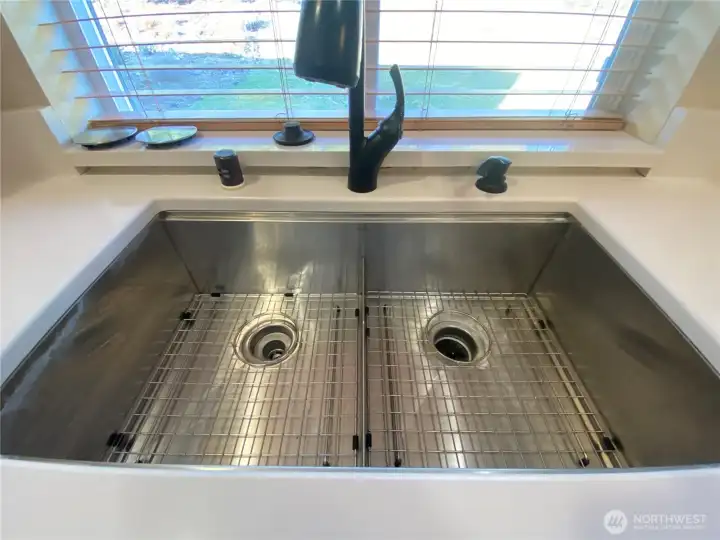 Big Kitchen Sink