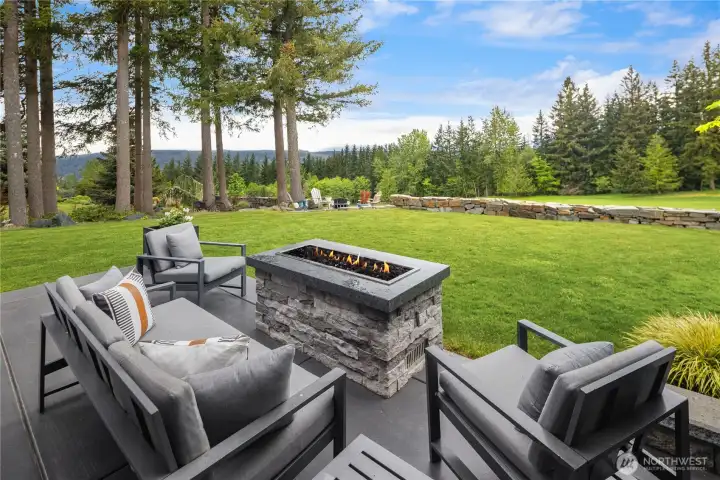 built in gas fireplace overlooking players golf