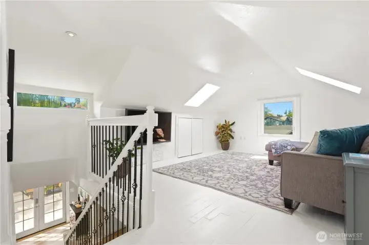 Some "peek-a-boo" views of Puget Sound.