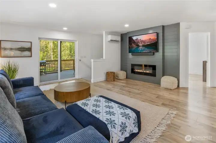 An enchanting fireplace to keep you warm on those winter days. Mini-splits throughout for heat and AC. Ver efficient
