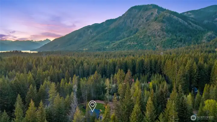 The Easton Ridge is at your finger tips. So much hiking, biking, snow shoeing, snowmobiling, and nature to be had right from your front door.