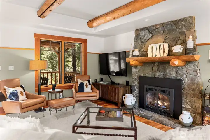 Fully appointed, this property is ready for immediate personal use, continued rental income, or a combination of both.