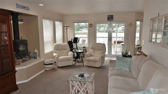 Family Room w/ doors leading out to the Rear Deck.