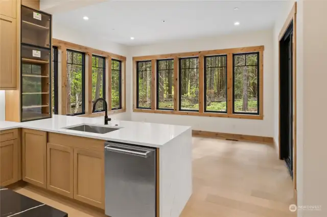 Dining area off kitchen