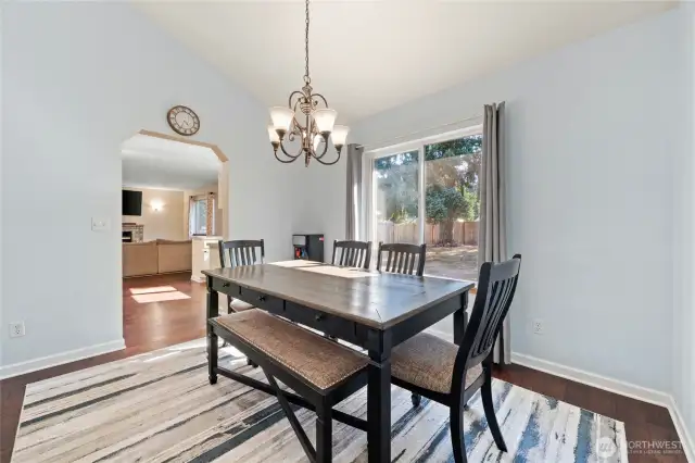 Plenty of room for a larger table and easy to serve guests with the kitchen just off the doorway.