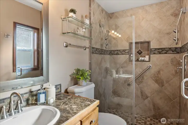 bathroom off the primary