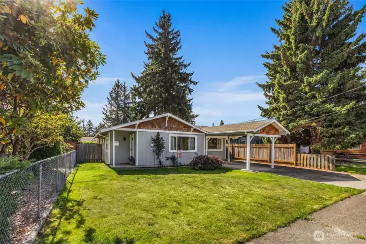 Prime Tacoma Location — Enjoy the convenience of being just minutes from shopping, dining, parks, and more.