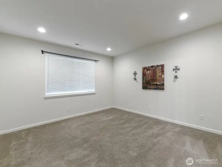 Another picture of the primary not virtually staged.